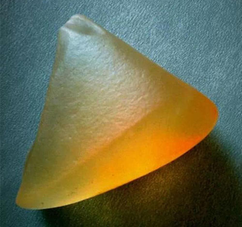 新疆金丝玉:极具收藏价值的玉石品种