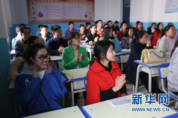 伽师招聘600名教师普及双语教育 首批128名内