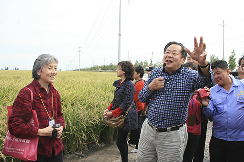 访上海知青,新疆天业(集团)有限公司前董事长郭庆人