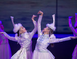 《东归·印象》实景剧在新疆大剧院上演