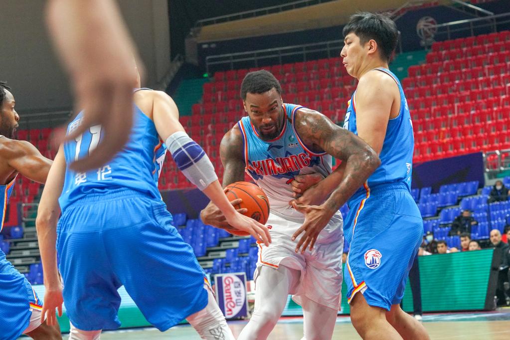 篮球——CBA第二阶段：新疆伊力王酒胜青岛每日优鲜