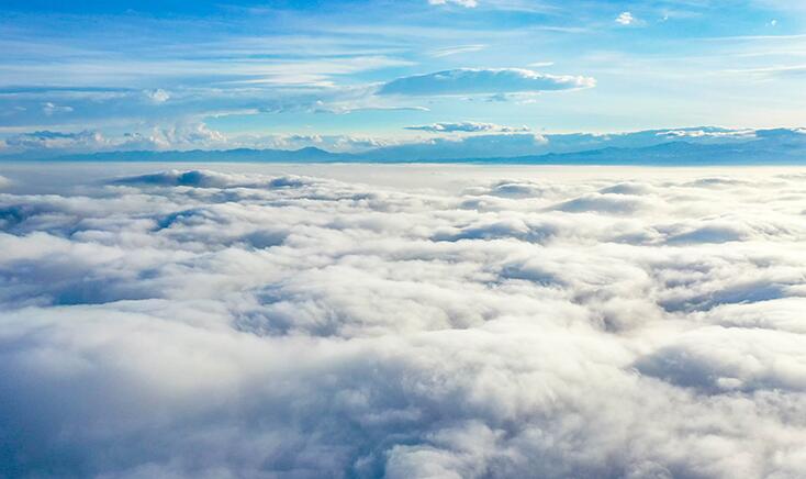 新疆博州：阿拉套山间的云海奇观
